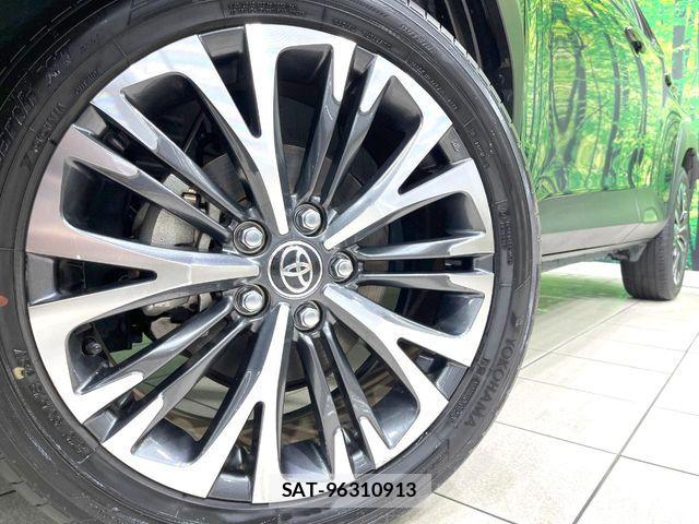 Toyota YARIS CROSS 2021-12 8133181-13