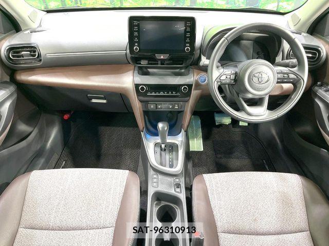 Toyota YARIS CROSS 2021-12 8133181-1
