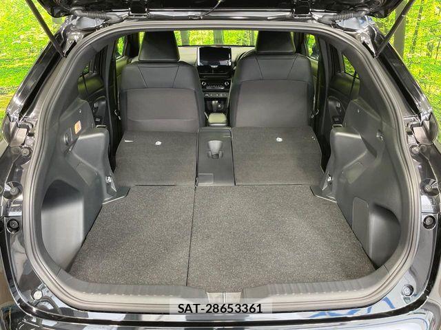 Toyota YARIS CROSS 2025-11 8147093-9