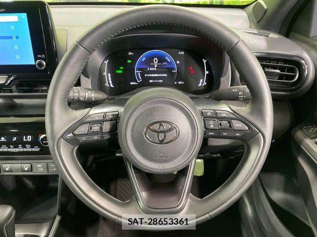 Toyota YARIS CROSS 2025-11 8147093-10