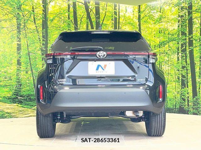Toyota YARIS CROSS 2025-11 8147093-14
