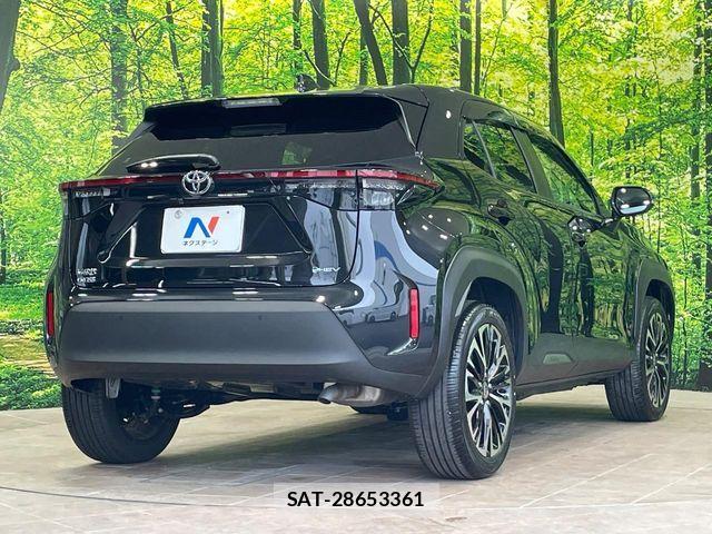Toyota YARIS CROSS 2025-11 8147093-16