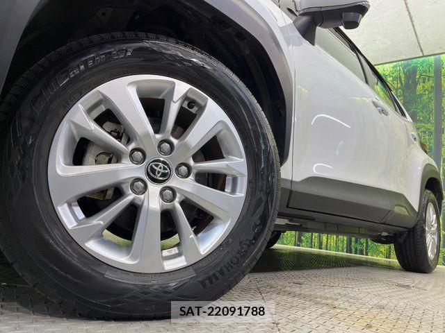 Toyota YARIS CROSS 2023-01 8147097-12
