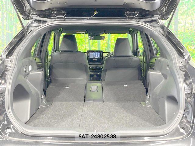 Toyota YARIS CROSS 2023-12 8147094-9