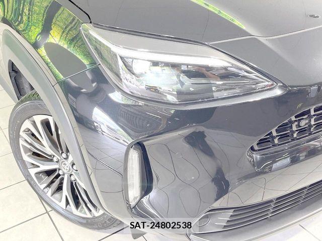 Toyota YARIS CROSS 2023-12 8147094-11
