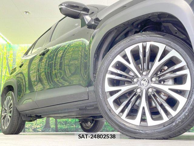 Toyota YARIS CROSS 2023-12 8147094-12