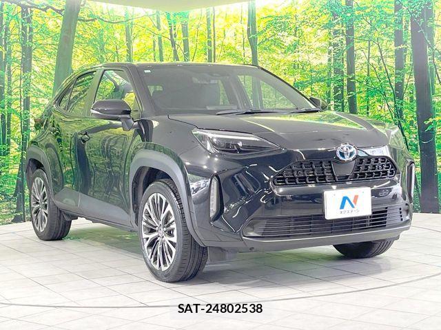 Toyota YARIS CROSS 2023-12 8147094-15