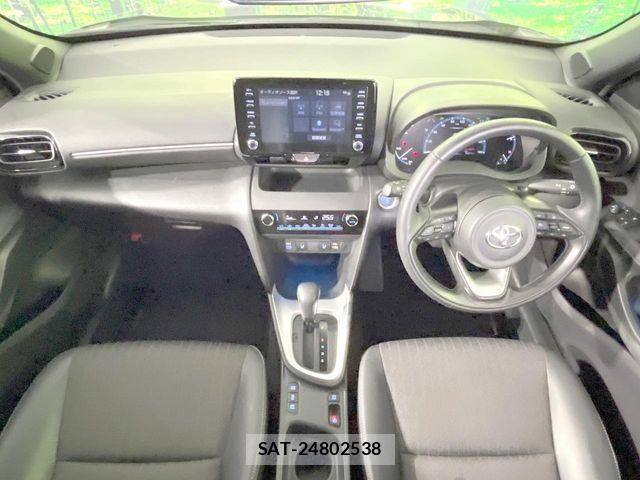 Toyota YARIS CROSS 2023-12 8147094-1