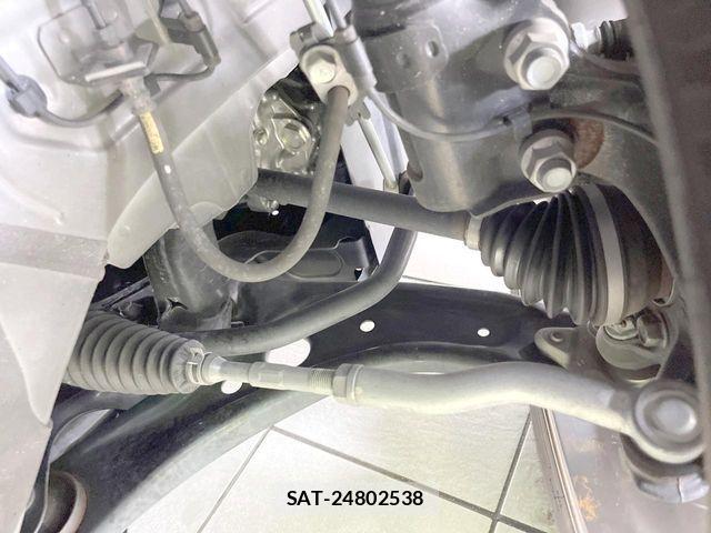 Toyota YARIS CROSS 2023-12 8147094-19