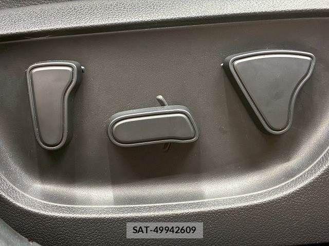 Toyota YARIS CROSS 2021-11 8147096-9
