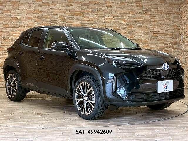 Toyota YARIS CROSS 2021-11 8147096-14