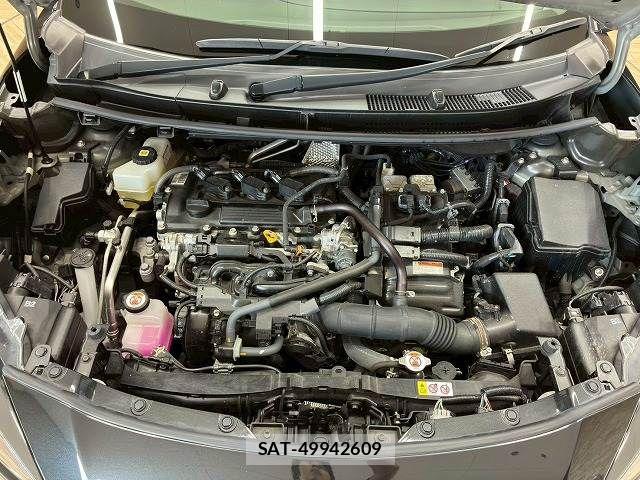 Toyota YARIS CROSS 2021-11 8147096-17