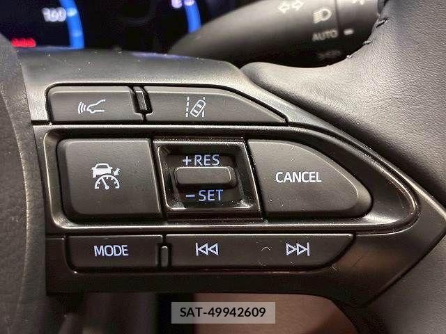 Toyota YARIS CROSS 2021-11 8147096-6