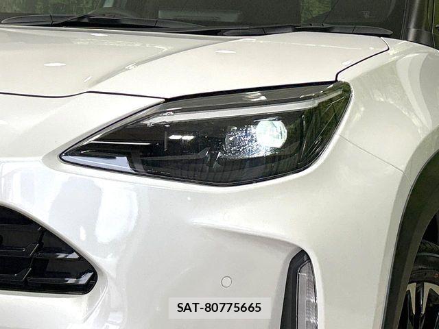 Toyota YARIS CROSS 2025-10 8147092-11