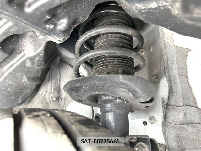 Toyota YARIS CROSS 2025-10 8147092-19