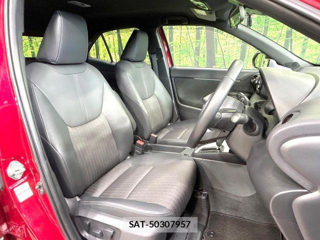 Toyota YARIS CROSS 2023-10 8147095-9