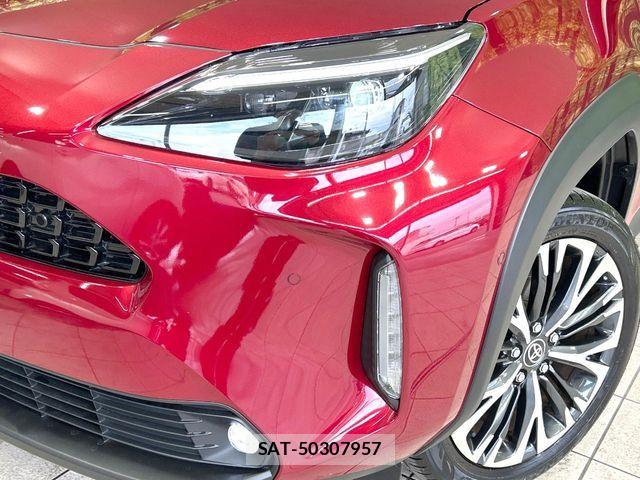 Toyota YARIS CROSS 2023-10 8147095-12
