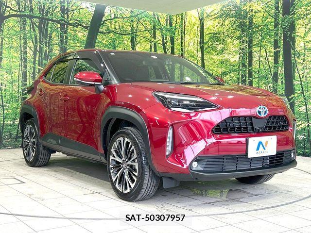 Toyota YARIS CROSS 2023-10 8147095-16