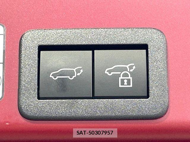 Toyota YARIS CROSS 2023-10 8147095-5