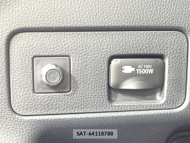 Toyota YARIS CROSS 2021-11 8159598-7