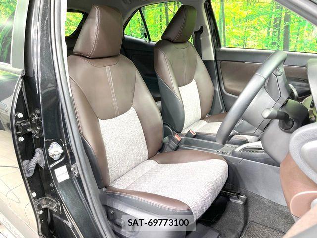 Toyota YARIS CROSS 2021-07 8159597-8