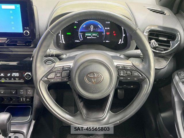 Toyota YARIS CROSS 2024-03 8159595-10
