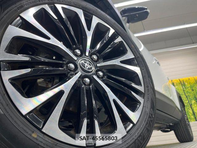 Toyota YARIS CROSS 2024-03 8159595-12