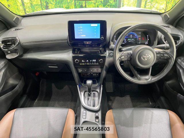 Toyota YARIS CROSS 2024-03 8159595-1