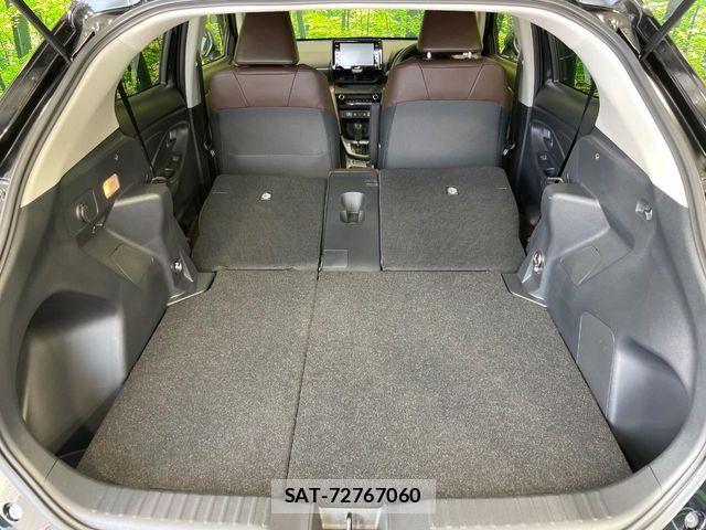 Toyota YARIS CROSS 2021-02 8211204-9