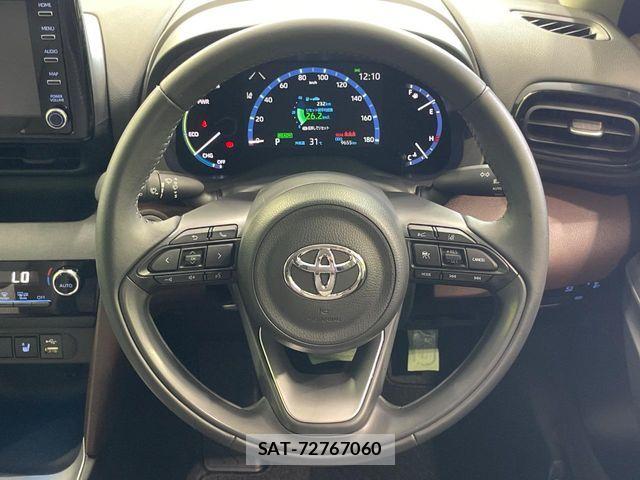 Toyota YARIS CROSS 2021-02 8211204-10