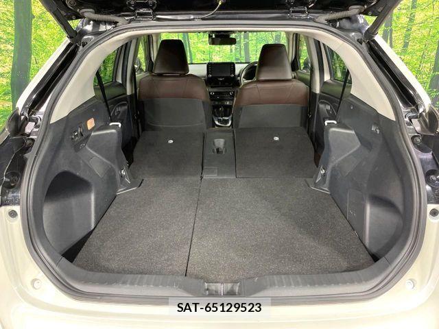 Toyota YARIS CROSS 2020-09 8211208-9