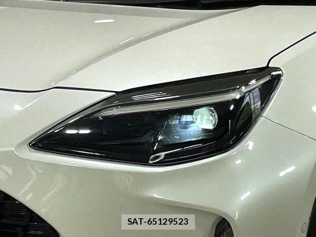 Toyota YARIS CROSS 2020-09 8211208-11