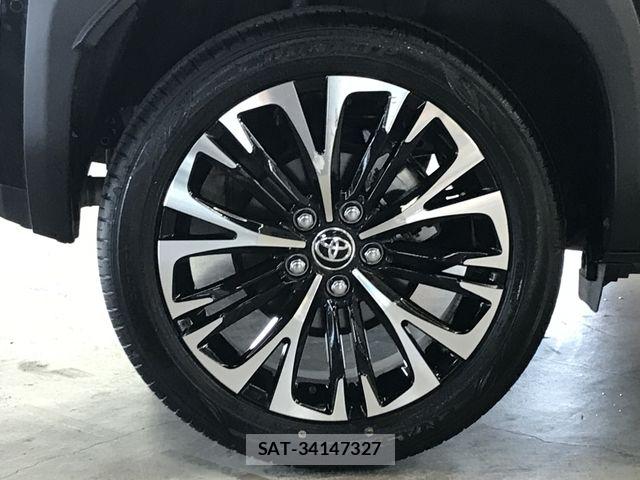 Toyota YARIS CROSS 2025-06 8211190-24