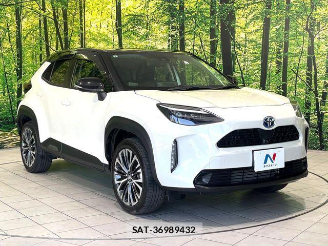 Toyota YARIS CROSS 2021-07 8211206-15
