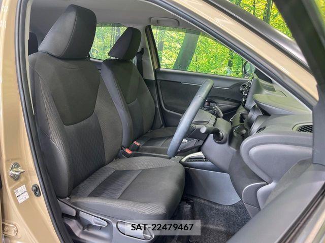 Toyota YARIS CROSS 2024-02 8211203-7