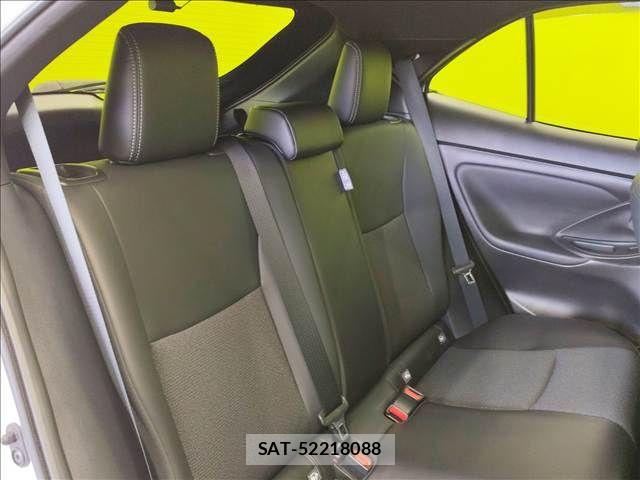 Toyota YARIS CROSS 2024-02 8211188-24