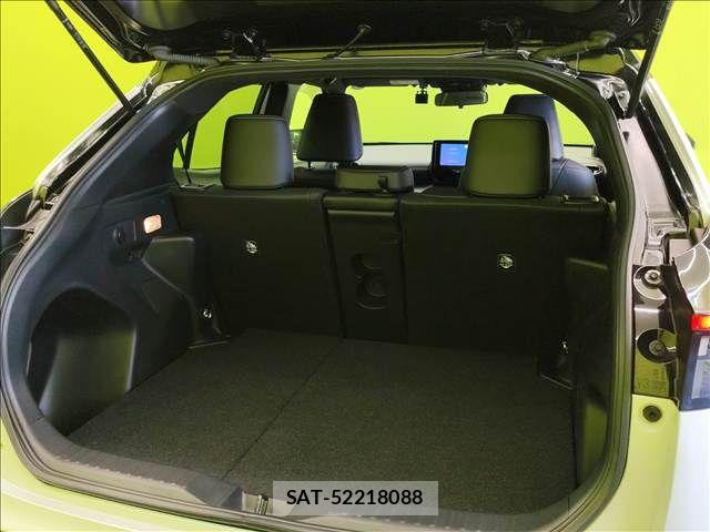 Toyota YARIS CROSS 2024-02 8211188-25