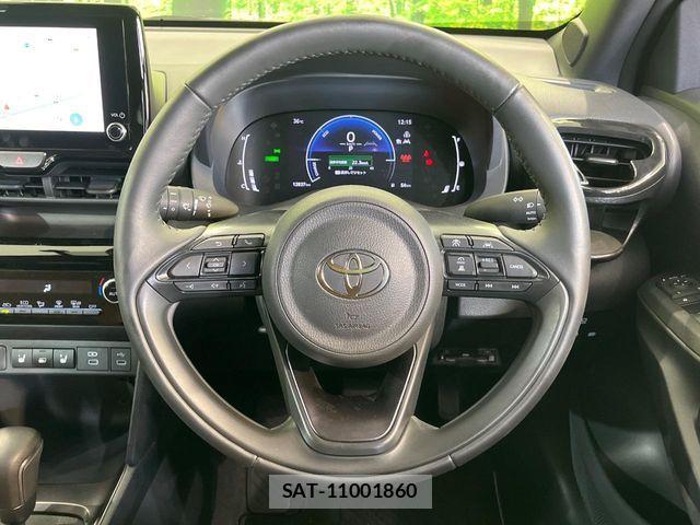 Toyota YARIS CROSS 2025-08 8211187-10