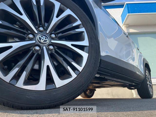 Toyota YARIS CROSS 2022-11 8211202-8