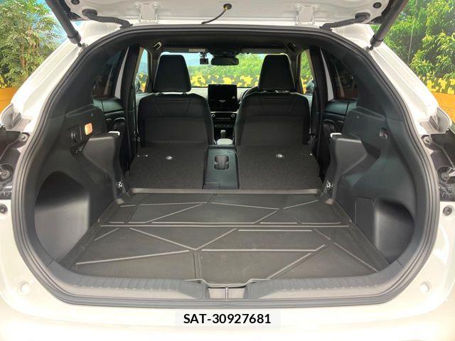 Toyota YARIS CROSS 2024-03 8211191-9