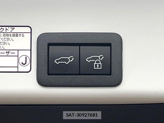 Toyota YARIS CROSS 2024-03 8211191-5