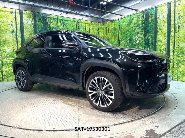 Toyota YARIS CROSS 2023-12 8211192-15
