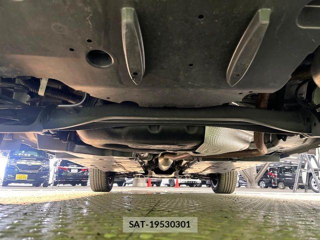 Toyota YARIS CROSS 2023-12 8211192-18
