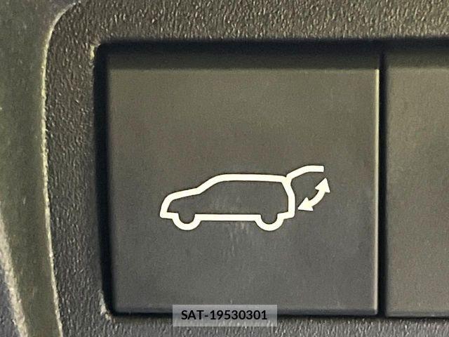 Toyota YARIS CROSS 2023-12 8211192-5