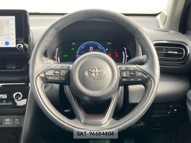 Toyota YARIS CROSS 2024-03 8211194-11
