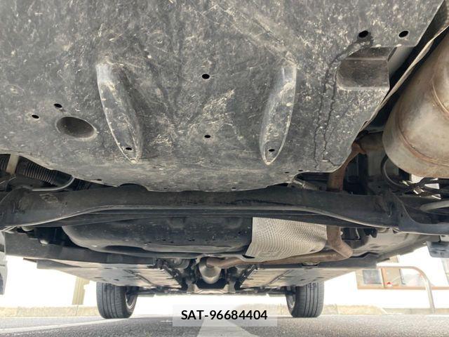 Toyota YARIS CROSS 2024-03 8211194-19