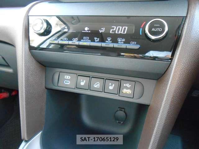 Toyota YARIS CROSS 2023-11 8211189-17