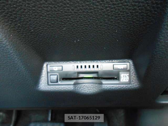 Toyota YARIS CROSS 2023-11 8211189-18