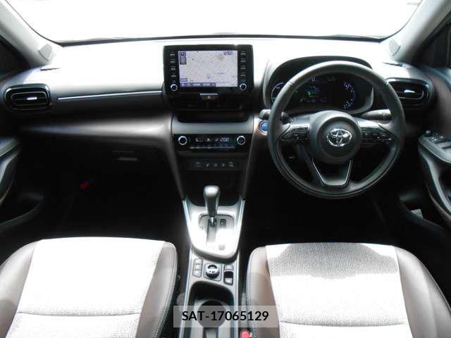 Toyota YARIS CROSS 2023-11 8211189-2
