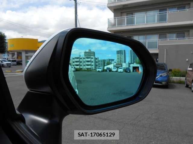 Toyota YARIS CROSS 2023-11 8211189-8